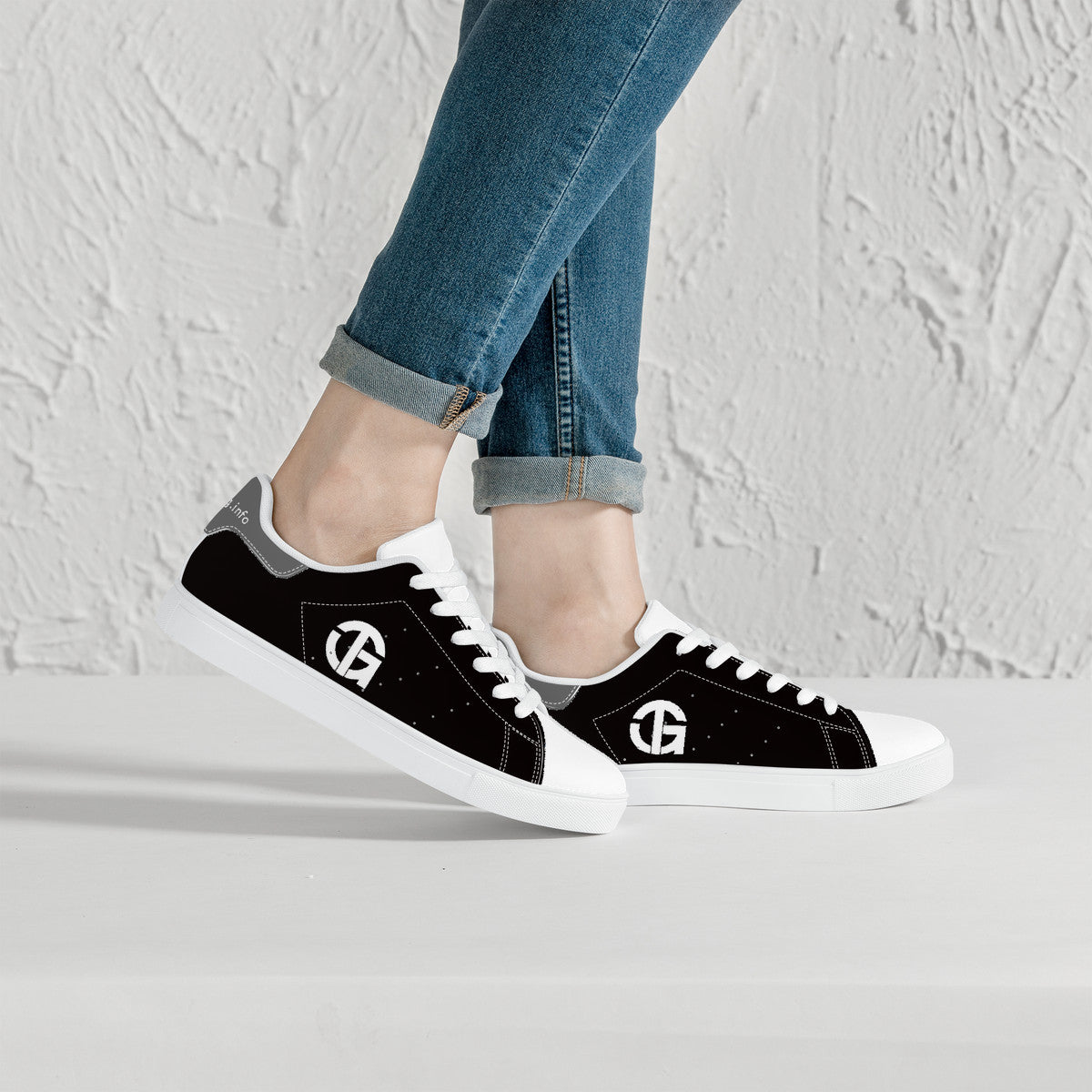 TG - Black on White - With white Logo