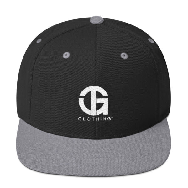 Snapback Hats with white Logo